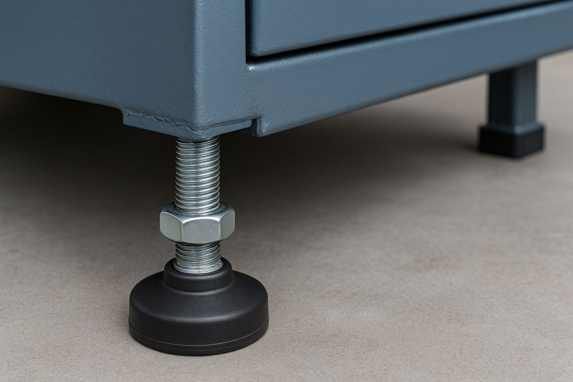 Industrial Machinery with Heavy Duty Foot